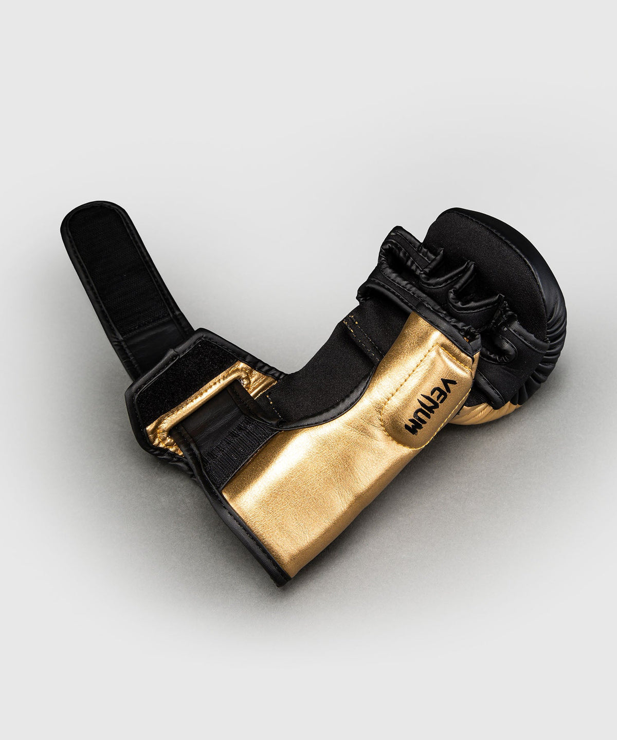 Venum MMA Handschoenen Attack 2.0 - Goud/Zwart