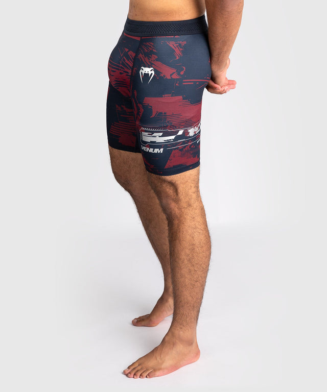 Venum UFC MMA-shorts Zenith – Marinblå/Bordeaux/Silver