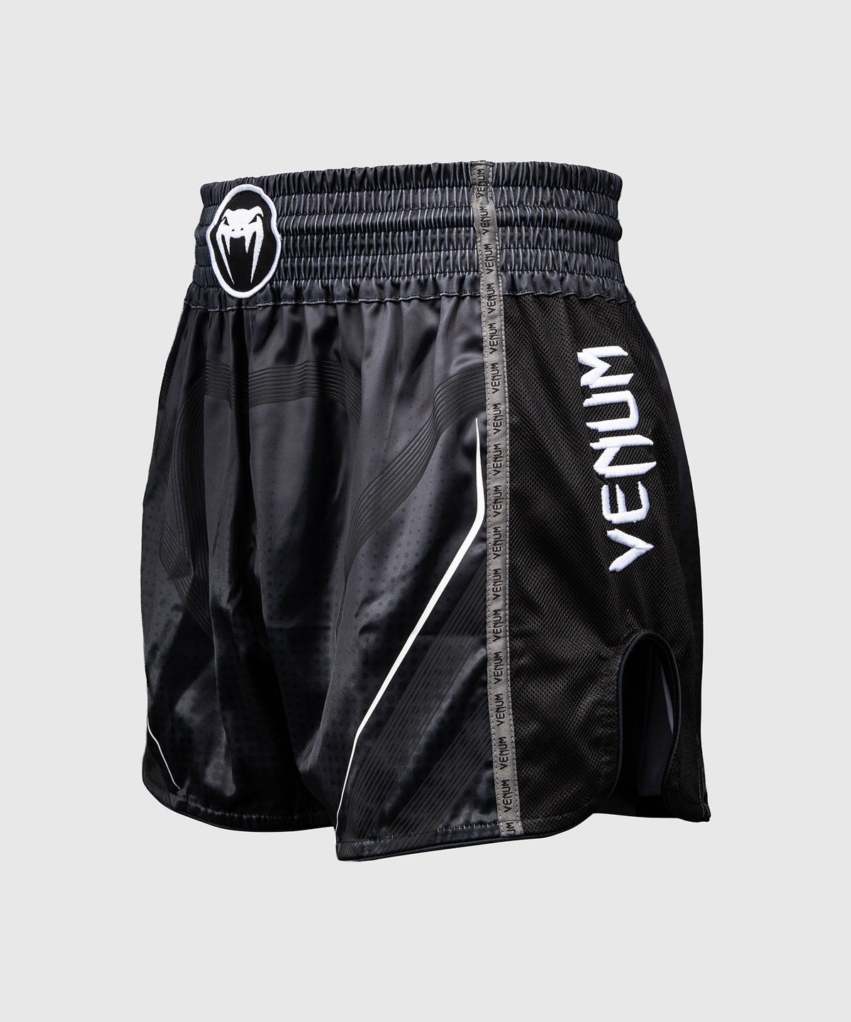 Venum Muay Thai Shorts Stealth - Zwart/Wit