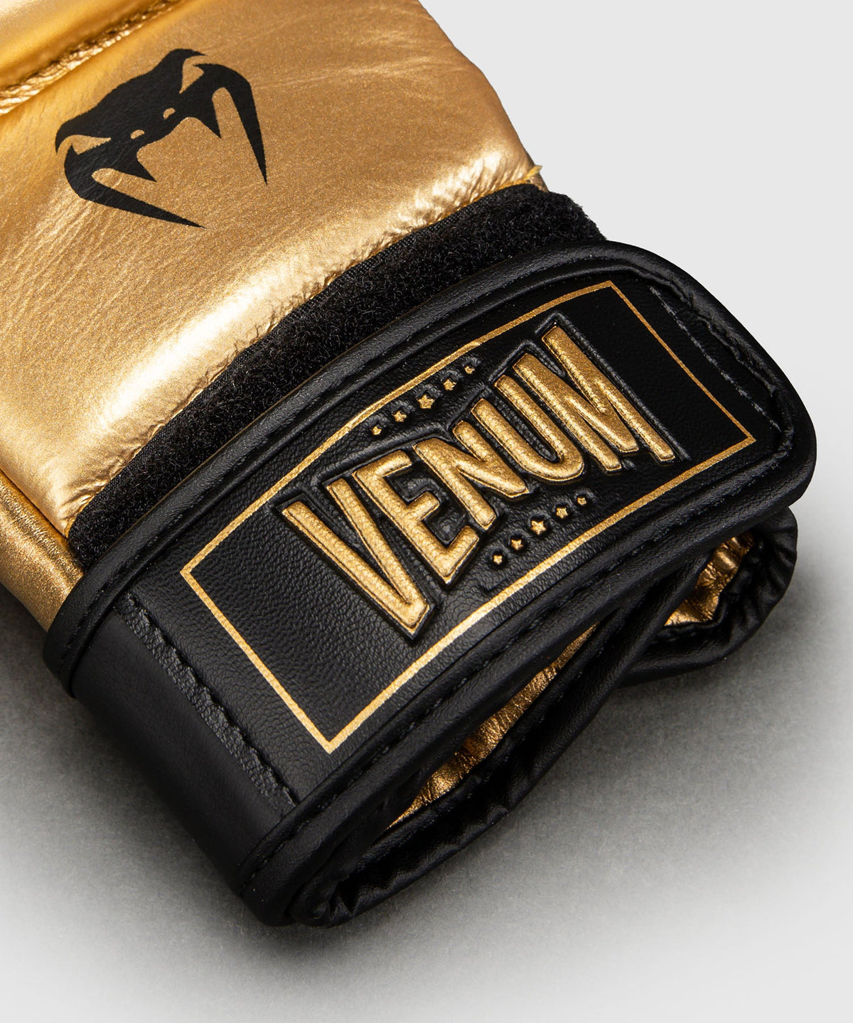 Venum MMA Handschoenen Attack 2.0 - Goud/Zwart