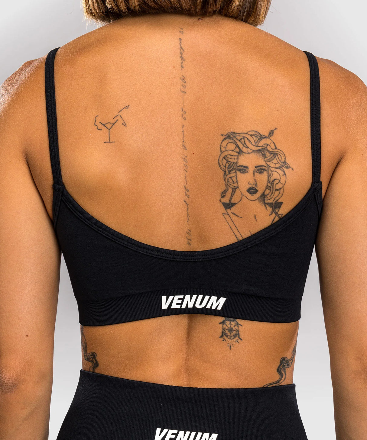 Venum Sculpt Sport-BH - Schwarz/Weiß