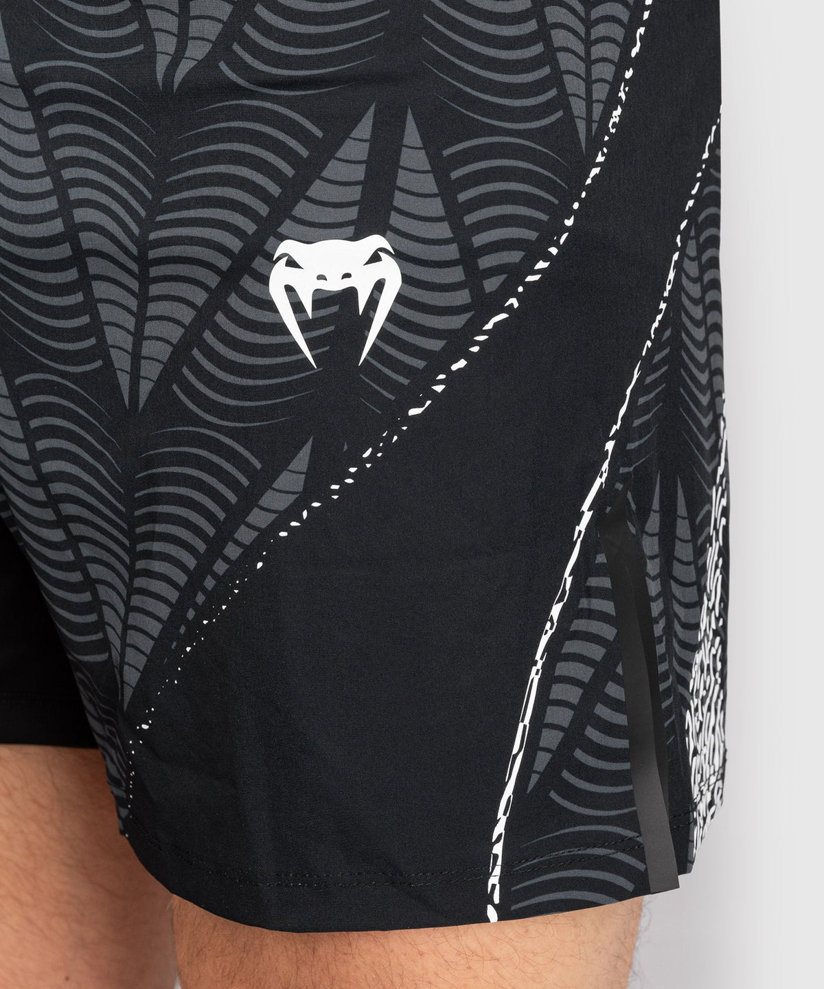 Venum UFC MMA Shorts Zenith - Zwart
