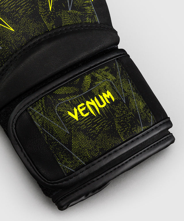 Venum Bokshandschoenen Impact Amazonia Reborn - Zwart/Groen