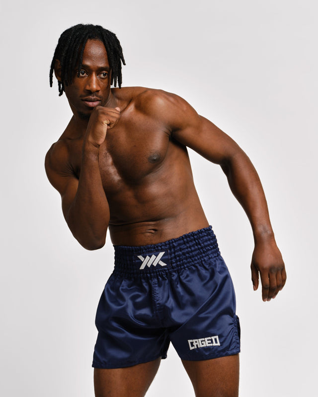 Pantaloncini Muay Thai Caged Classic – Blu navy/Bianco