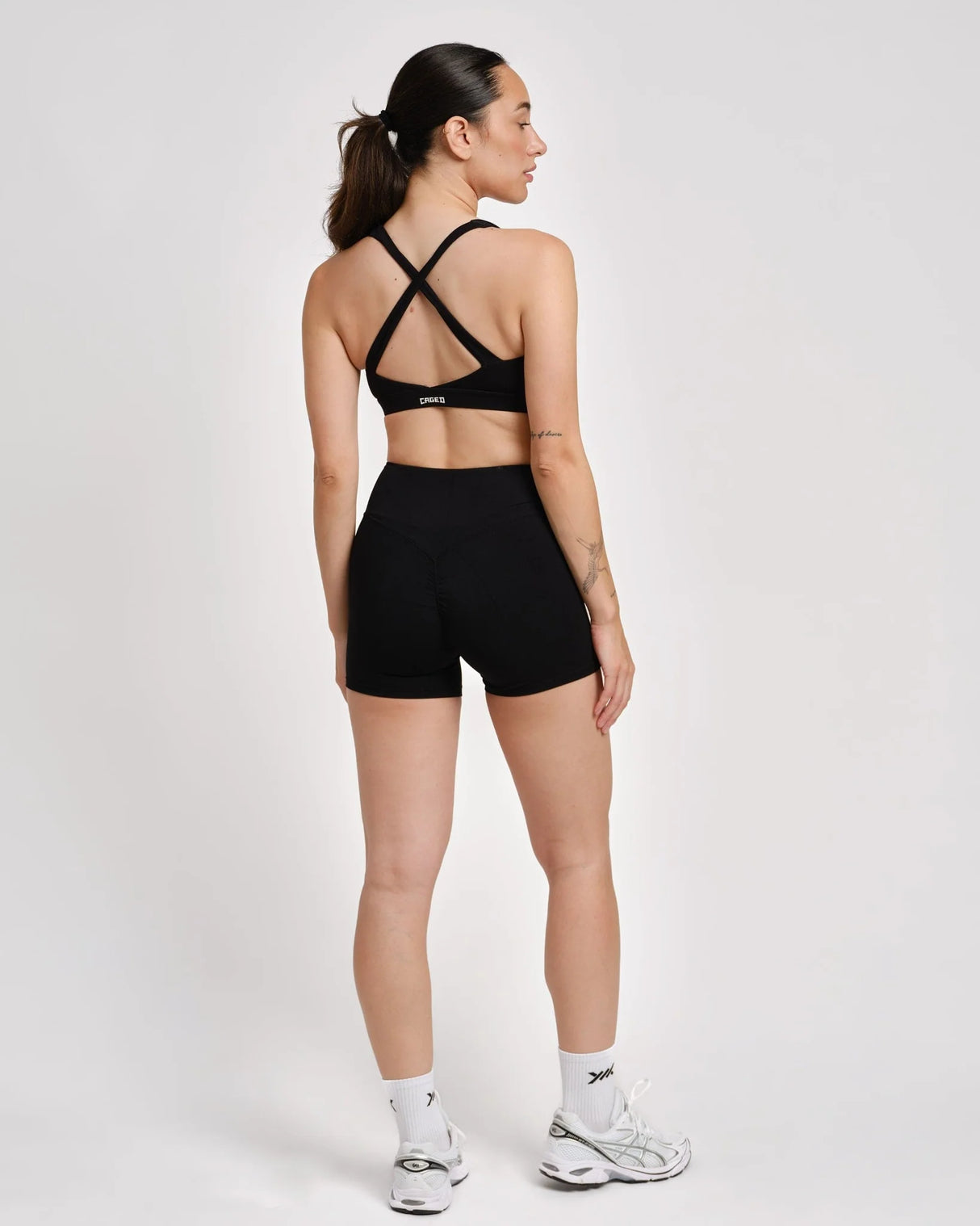 Caged Essential shorts - Zwart