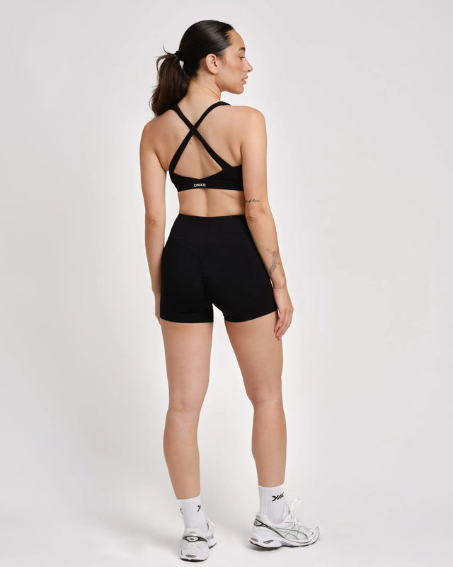 Caged Essential Shorts – Schwarz
