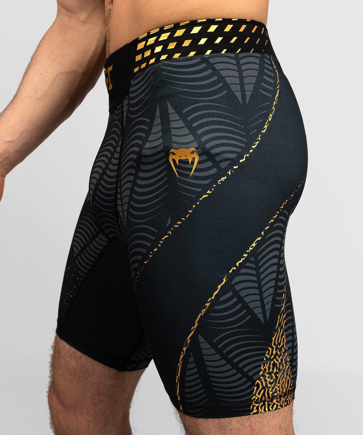 Venum UFC MMA Shorts Zenith - Champion