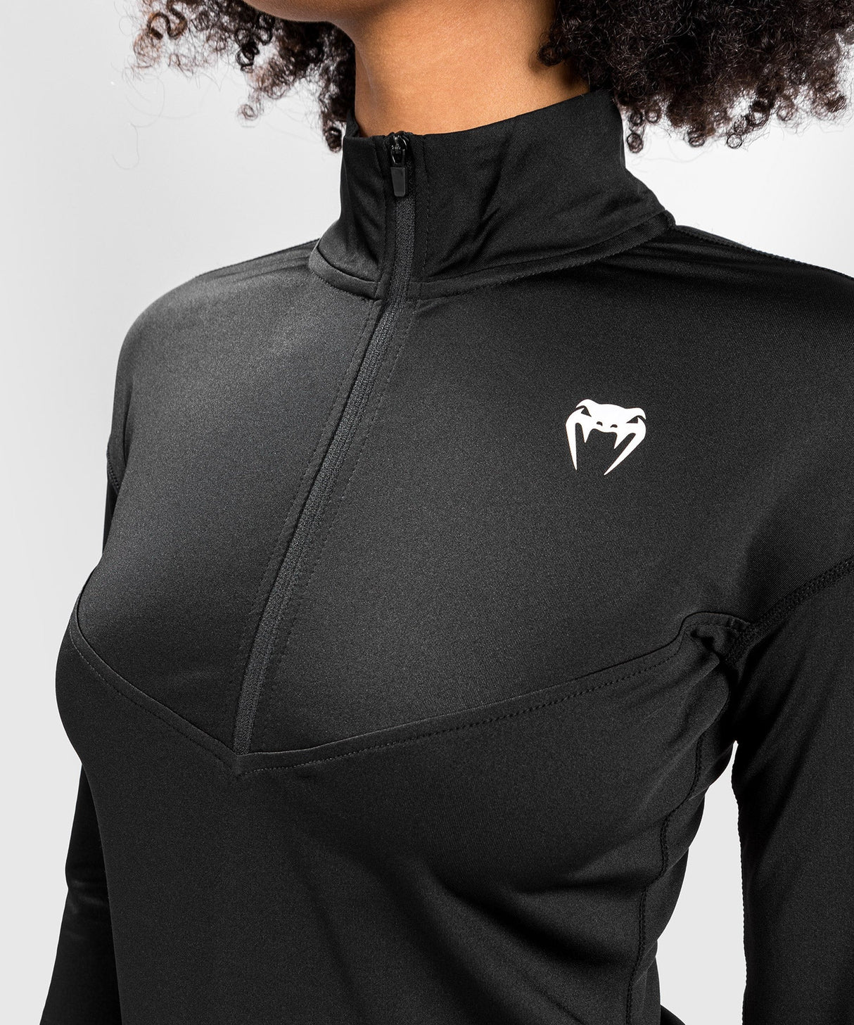 Venum Long Sleeves Essential - Zwart