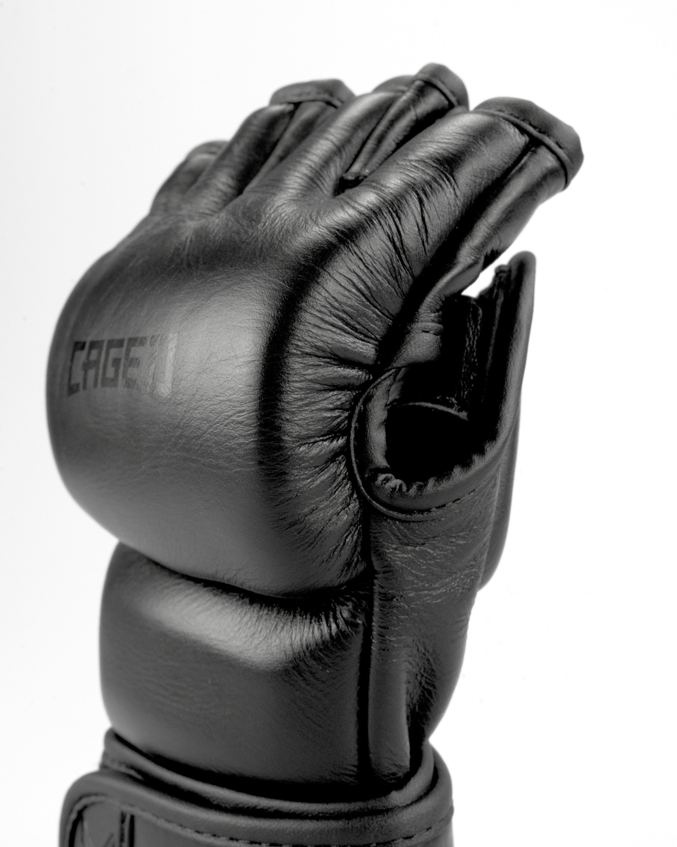 Caged MMA Handschoenen 'X' Series - Zwart/Zwart