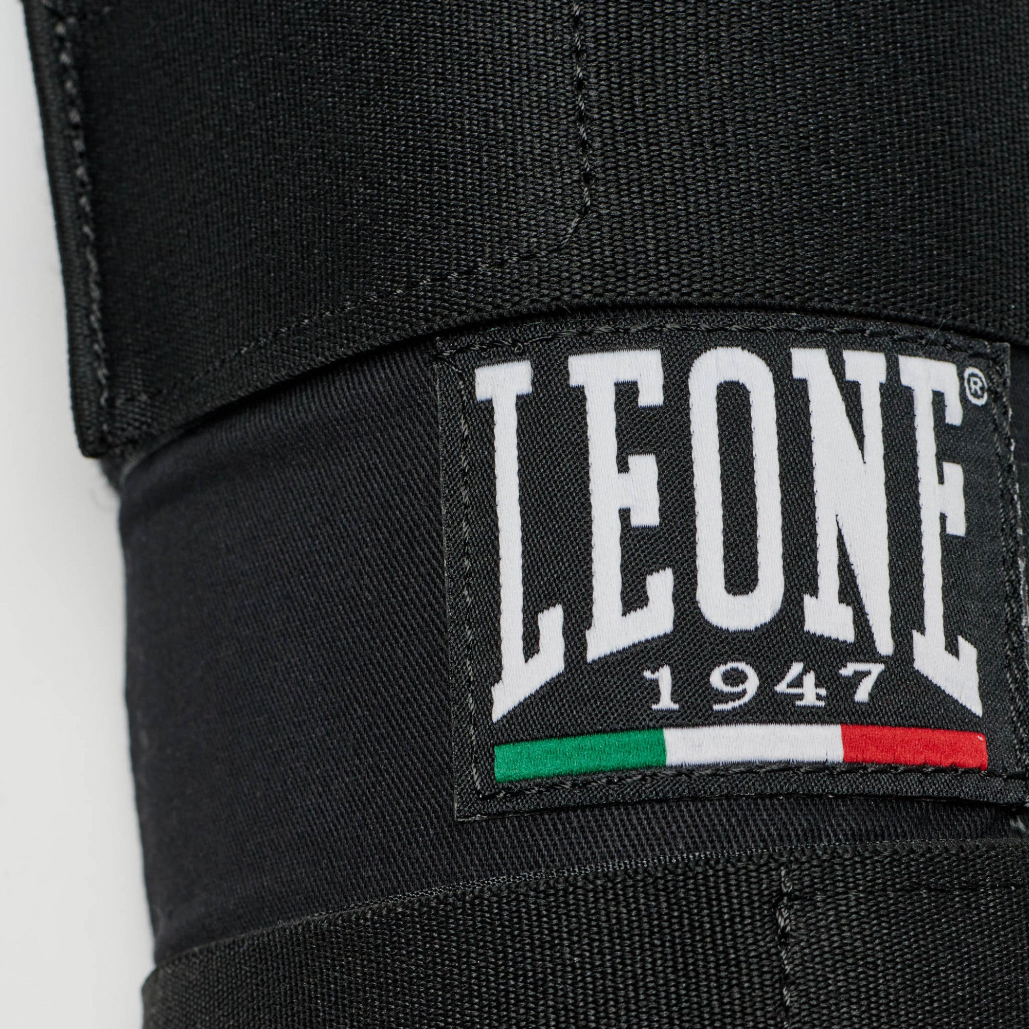Leone Kickboks Scheenbeschermers Basic - Zwart