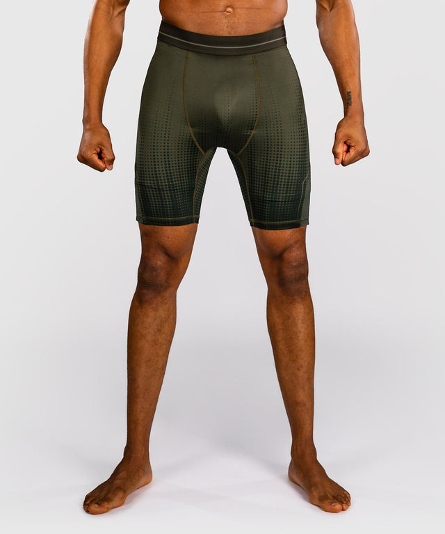 Venum MMA-shorts Stealth – Khaki/mörkgrön