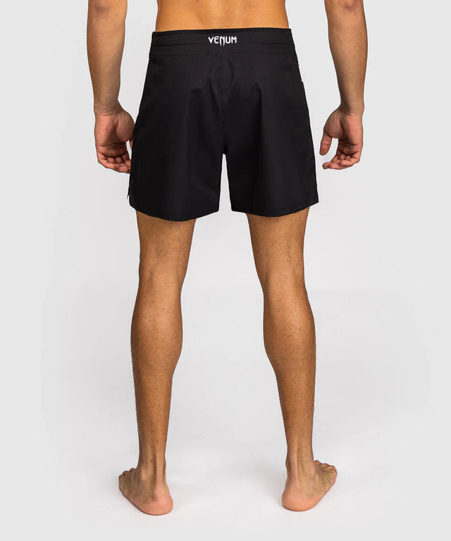 Calções de MMA Venum No Gi – Preto/Branco