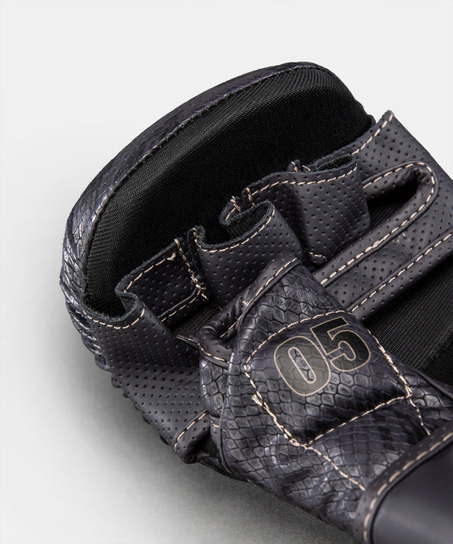 Venum MMA Handschoenen Impact Evo Scales - Donkerpaars