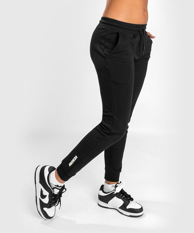 Pantaloni da allenamento Venum Essential – Nero