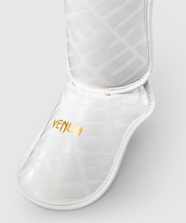 Venum Benskydd Contender 1.5 XT 3D – Vit/Guld