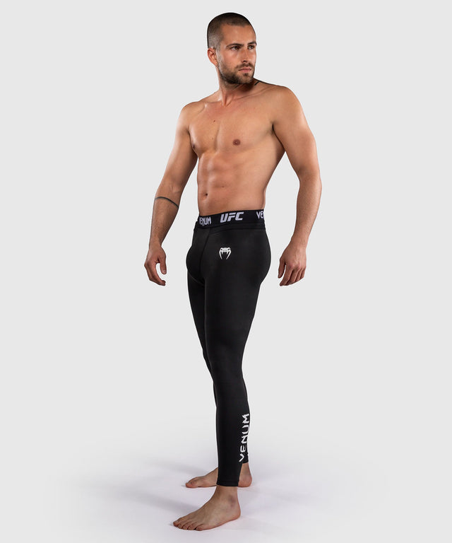 Venum UFC Kompressionsshorts Unity – Svart