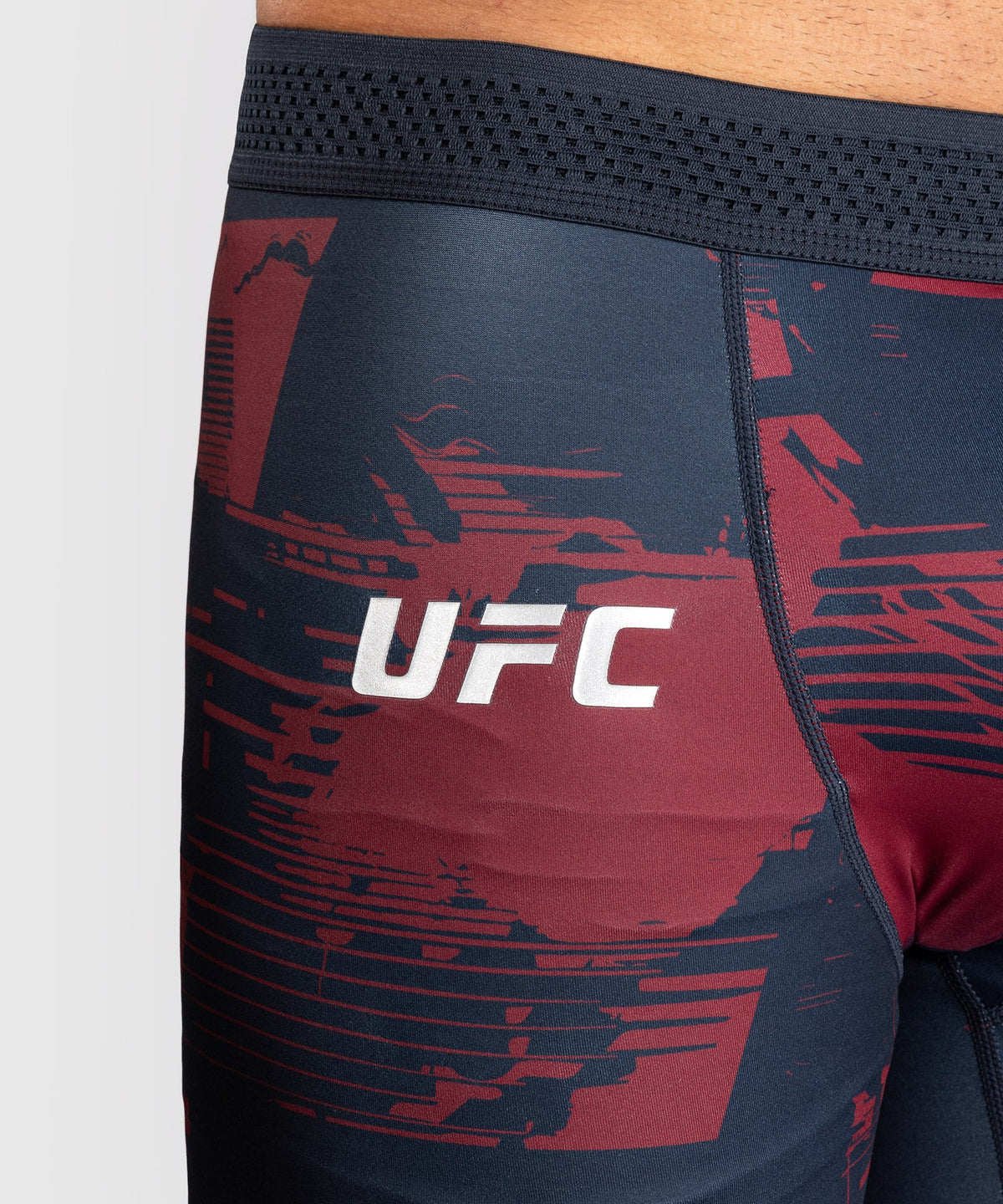 Venum UFC MMA Shorts Zenith - Marineblauw/Bordeauxrood/Zilver