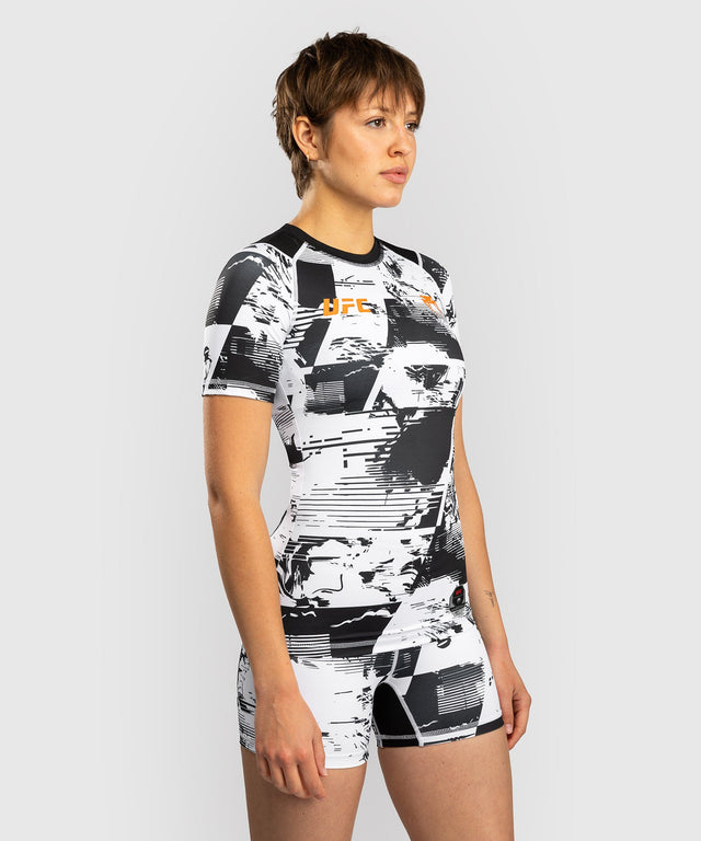 Venum UFC Rashguard Zenith Kvinder - Hvid