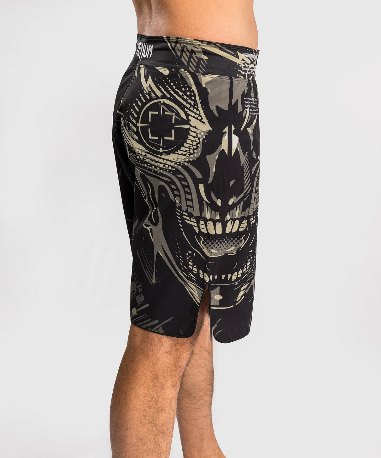 Venum MMA Shorts Invader - Zwart