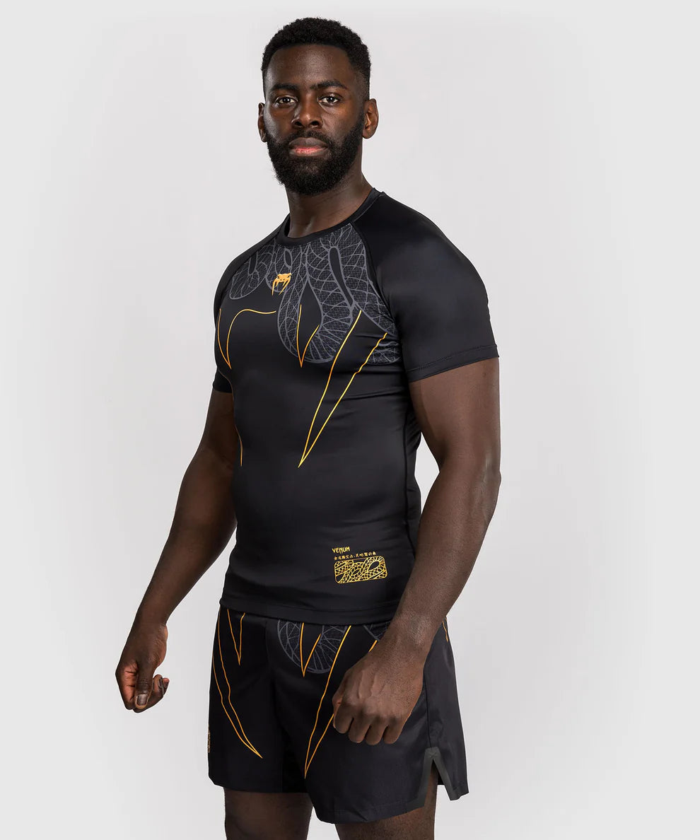 Venum Rashguard Korte Mouwen Serpenti - Zwart