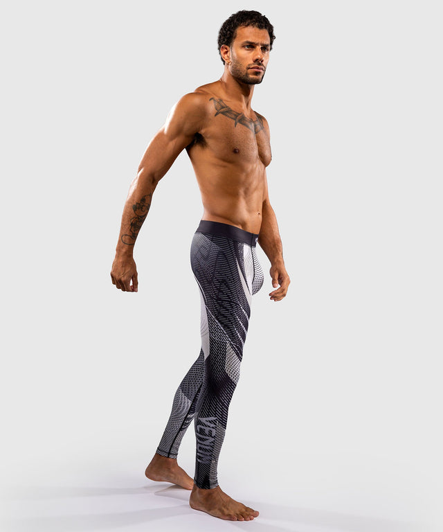 Venum Kompressionsshorts Galactic 3.0 – Offwhite/Sort
