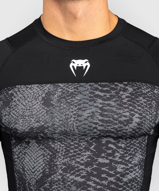 Venum Rashguard Långa ärmar G-Fit Scales – Svart/Grå