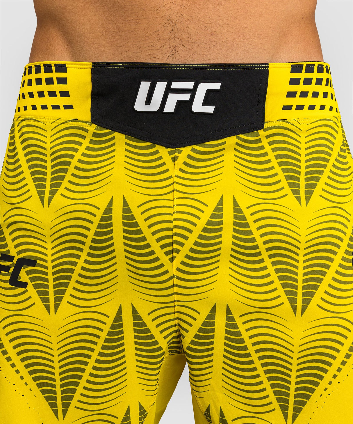 Venum UFC MMA Shorts Zenith - Geel