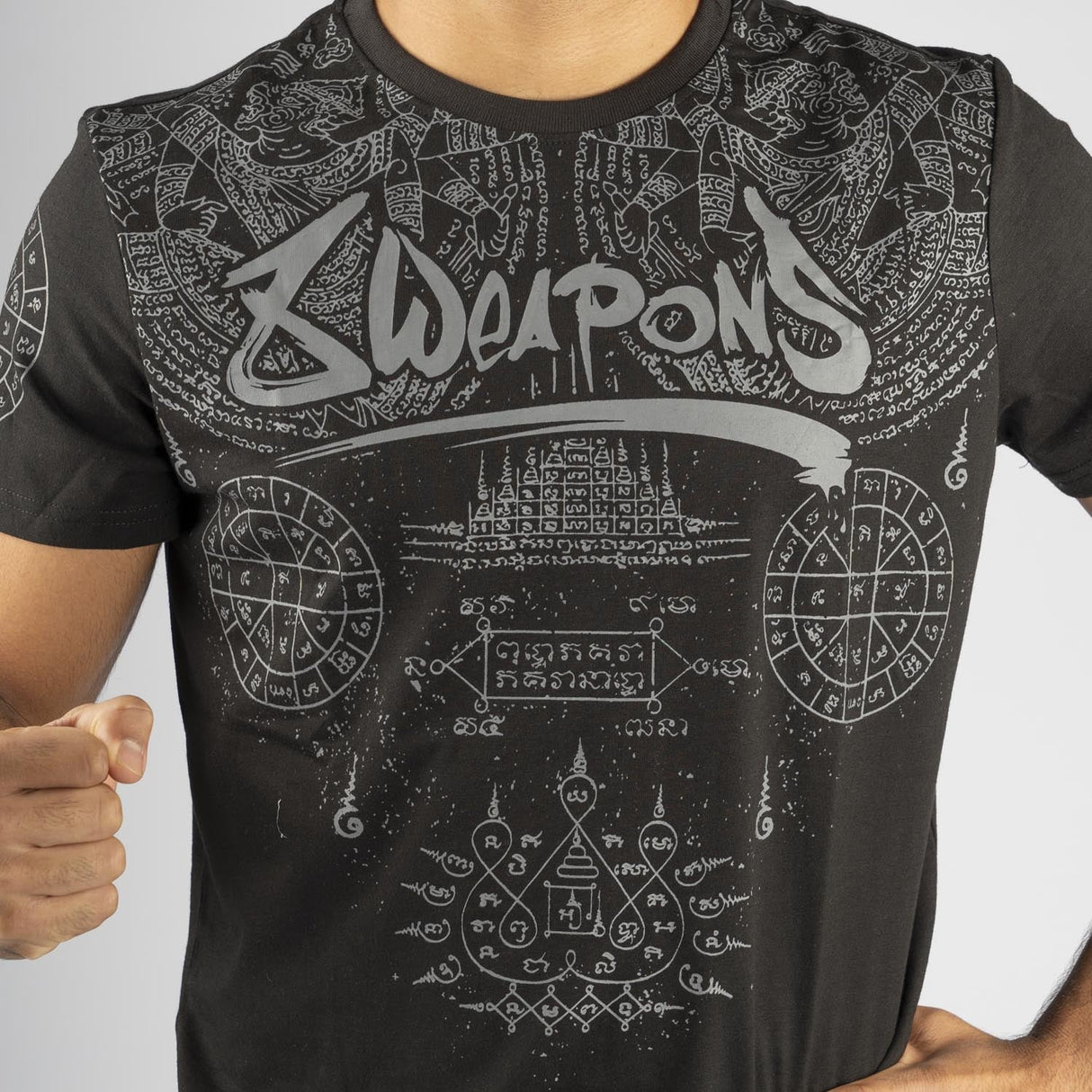 8 Weapons T-Shirt Yantra - Zwart