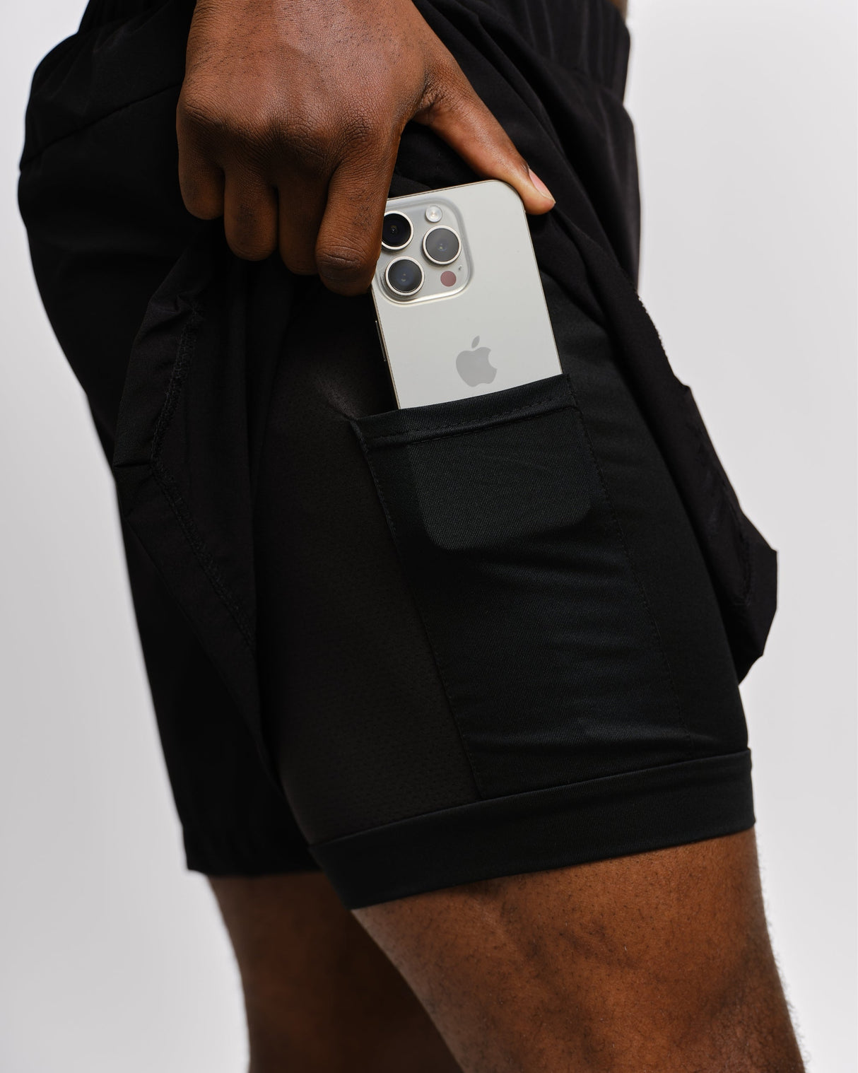 Caged 2-in-1 Hardloop Shorts Stride - Zwart