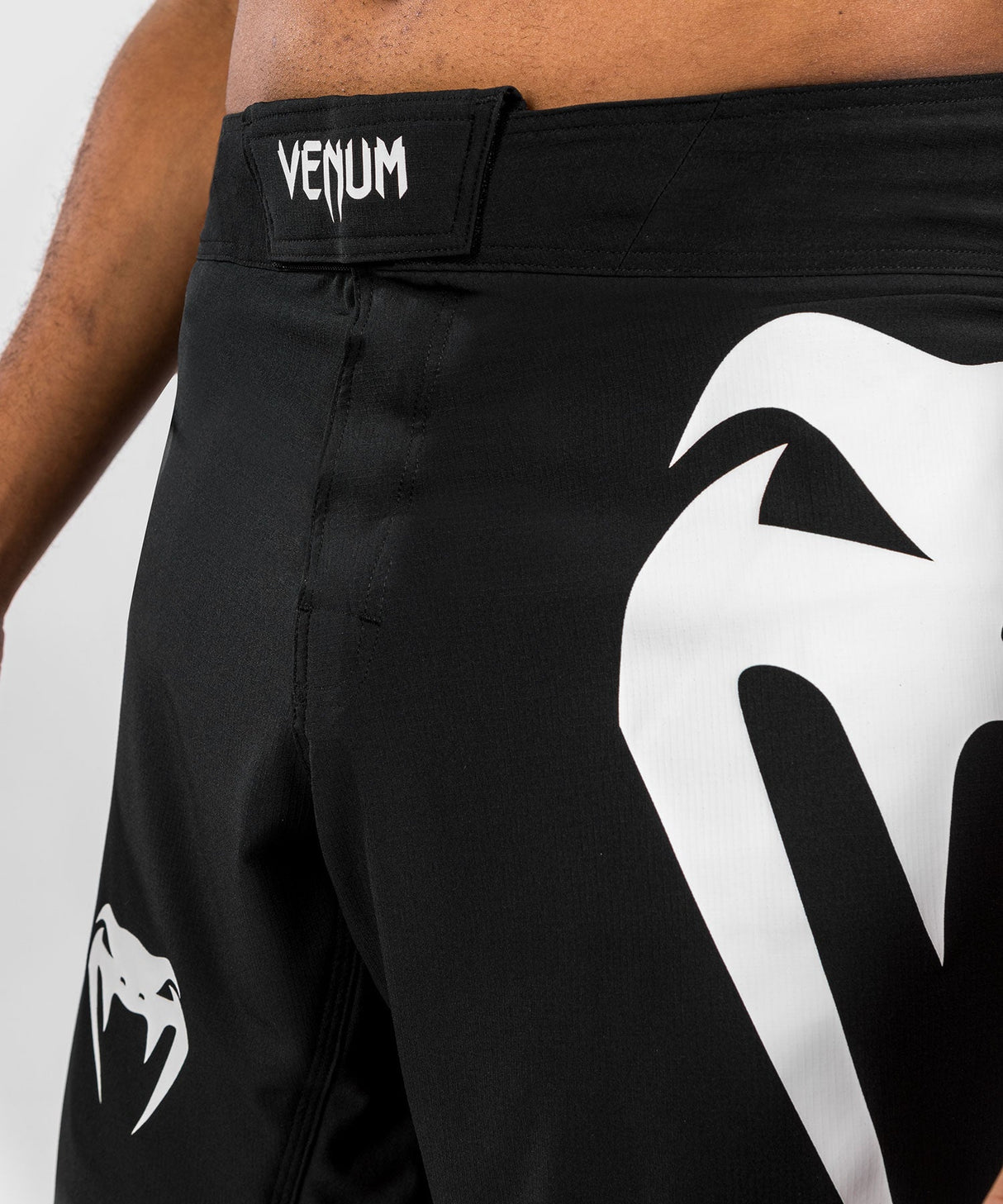 Venum MMA Shorts Light 5.0 - Zwart/Wit