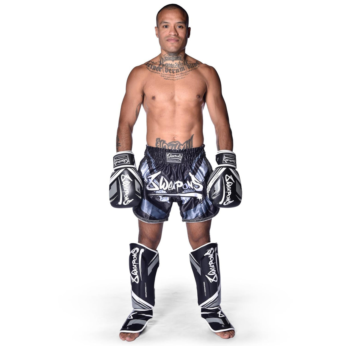 8 WEAPONS Muay Thai Shorts Shift - Zwart Mat