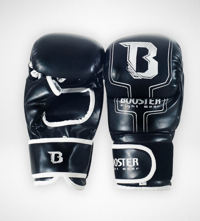 Mănuși MMA de sparring Booster BFF8 – Negru/Alb
