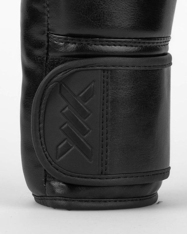 Caged Boxhandschuhe Core – Schwarz/Schwarz