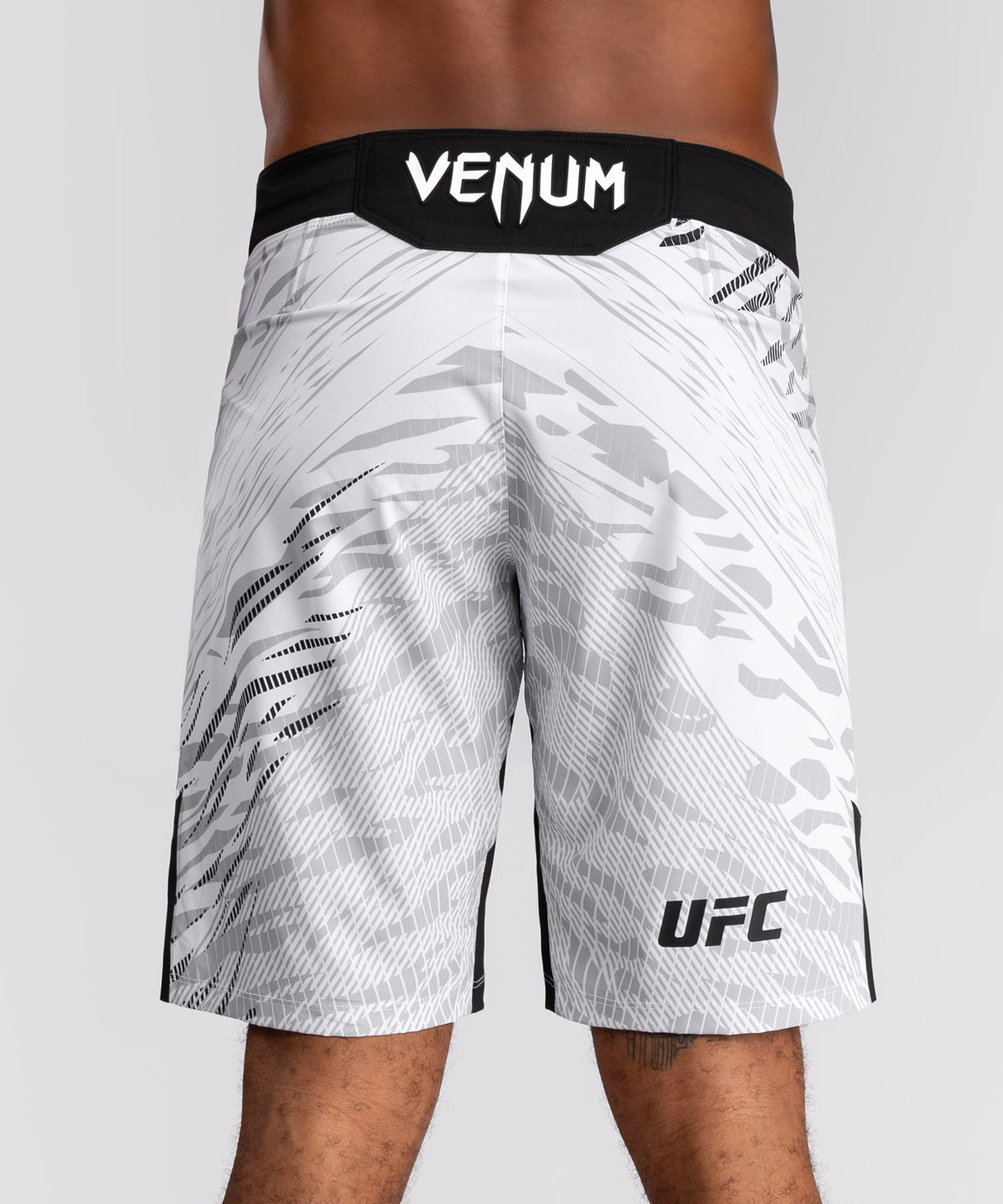 UFC Venum MMA Shorts Fight Night Fusion Long Fit - Wit