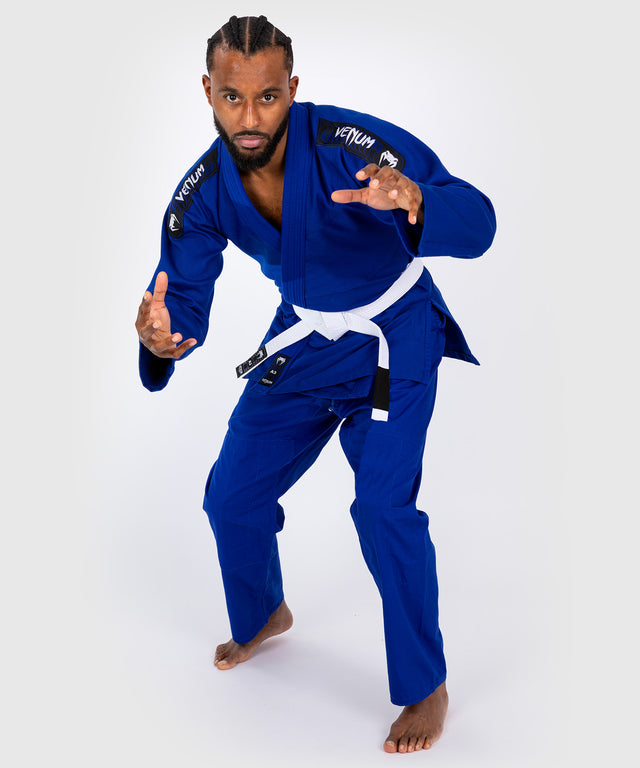 Kimono BJJ Venum First – Niebieski – w zestawie pas biały