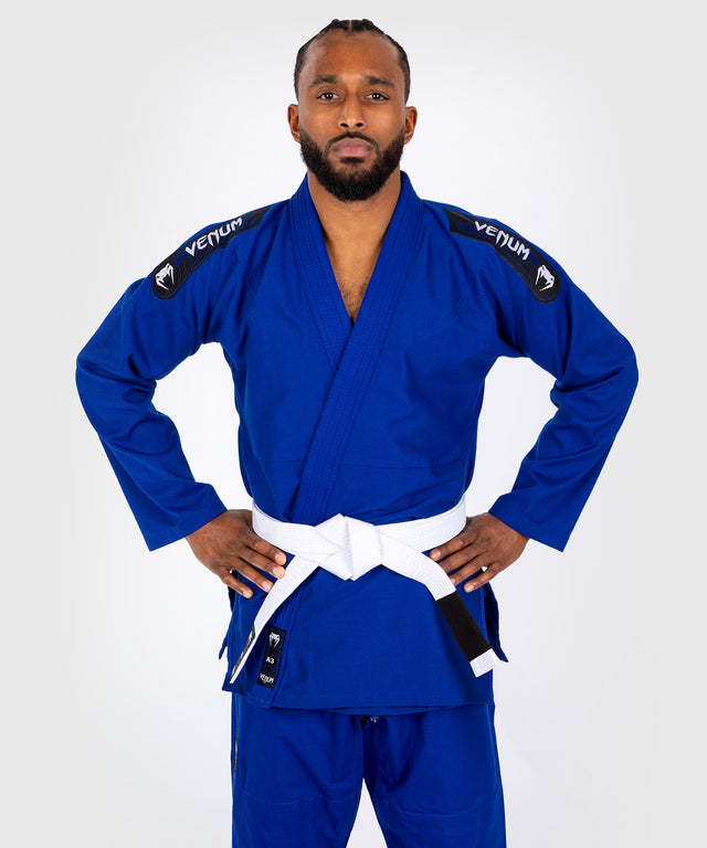 Kimono BJJ Venum First – Niebieski – w zestawie pas biały
