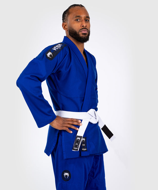 Kimono BJJ Venum First – Niebieski – w zestawie pas biały