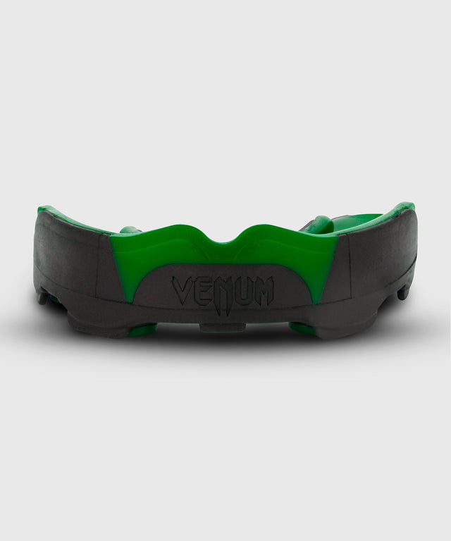Protector bucal Venum Predator – Negro/Verde