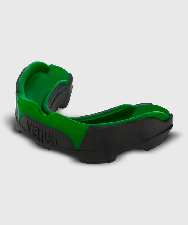 Protector bucal Venum Predator – Negro/Verde