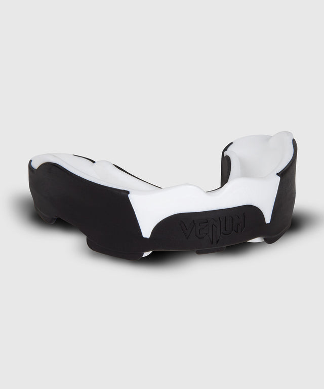 Venum Tandskydd Predator – Svart/Vit