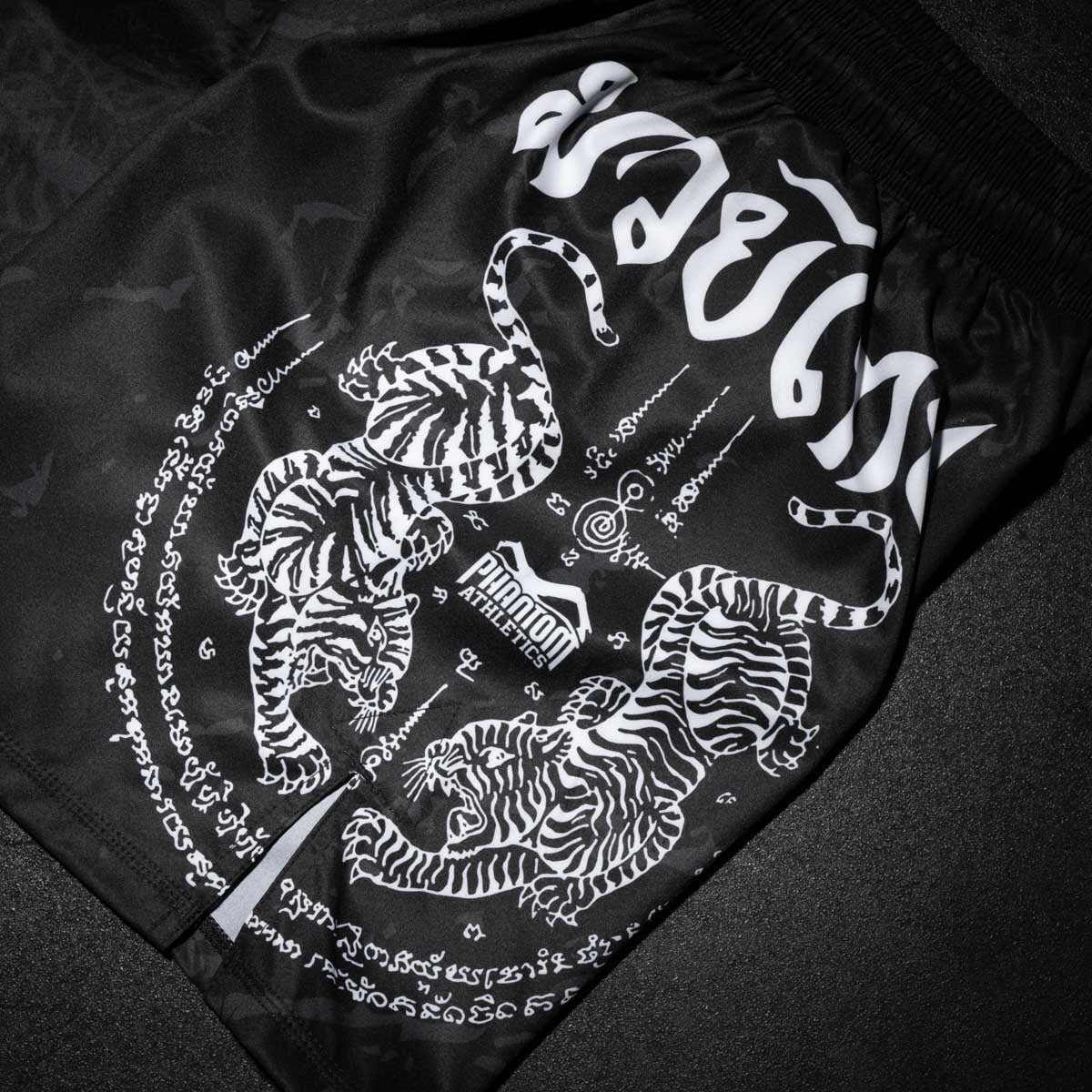 Phantom Athletics Muay Thai Shorts EVO - Zwart