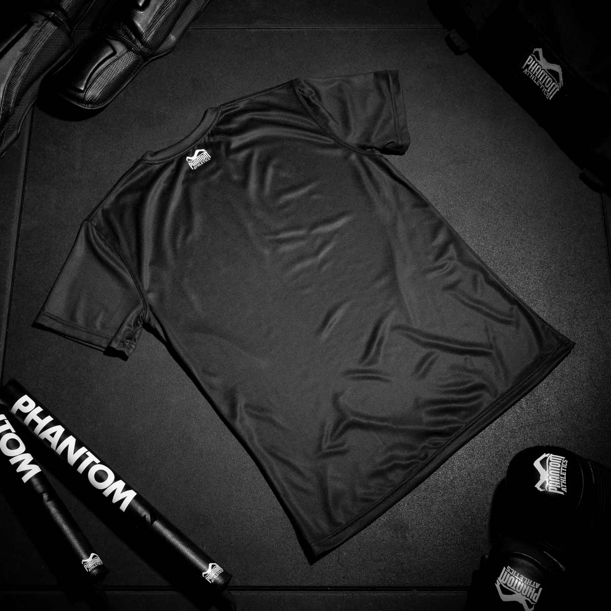 Phantom Athletics T-Shirt EVO MMA Is Not A Crime - Zwart