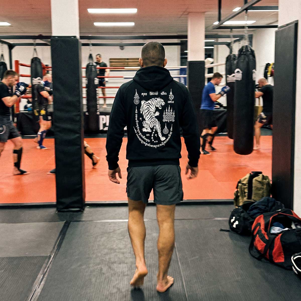 Phantom Athletics Hoodie Tiger Yant - Zwart