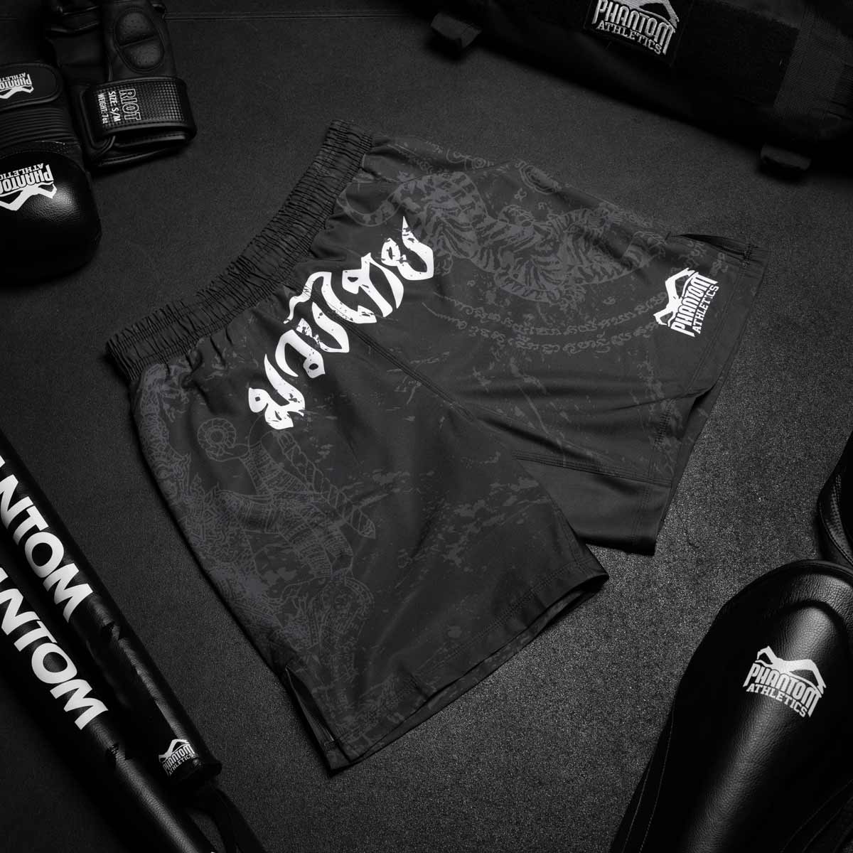 Phantom Athletics Muay Thai Shorts EVO - Zwart/Grijs