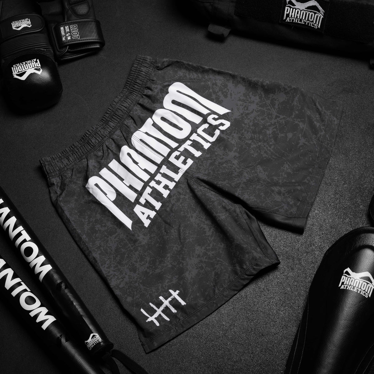 Phantom Athletics MMA Shorts EVO Serious - Zwart