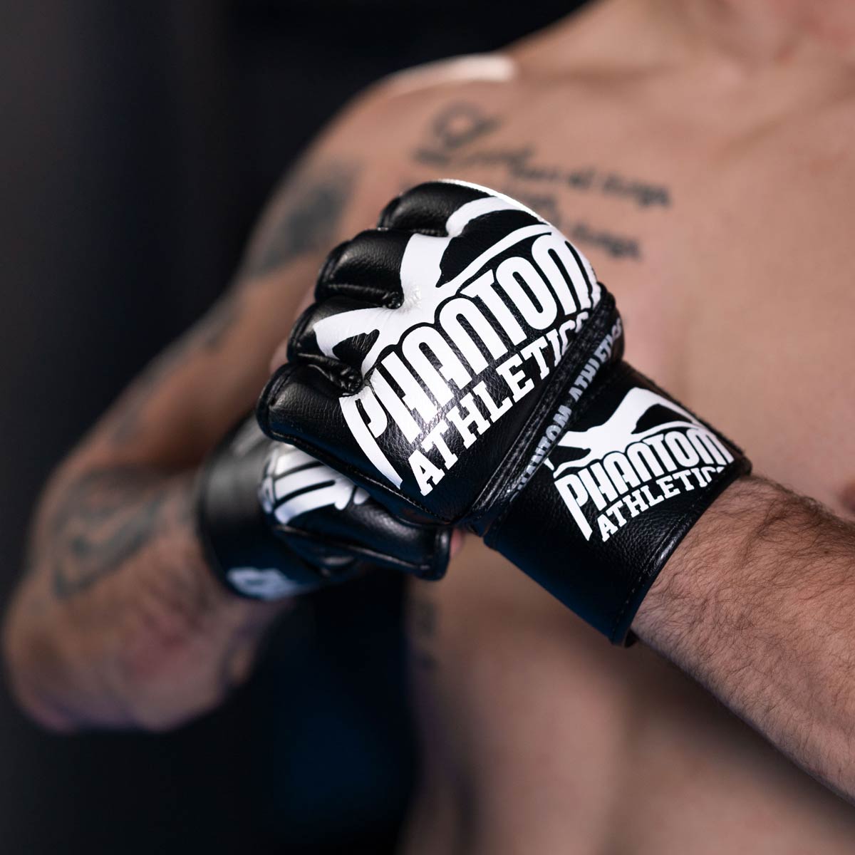 Phantom Athletics MMA Handschoenen Blackout