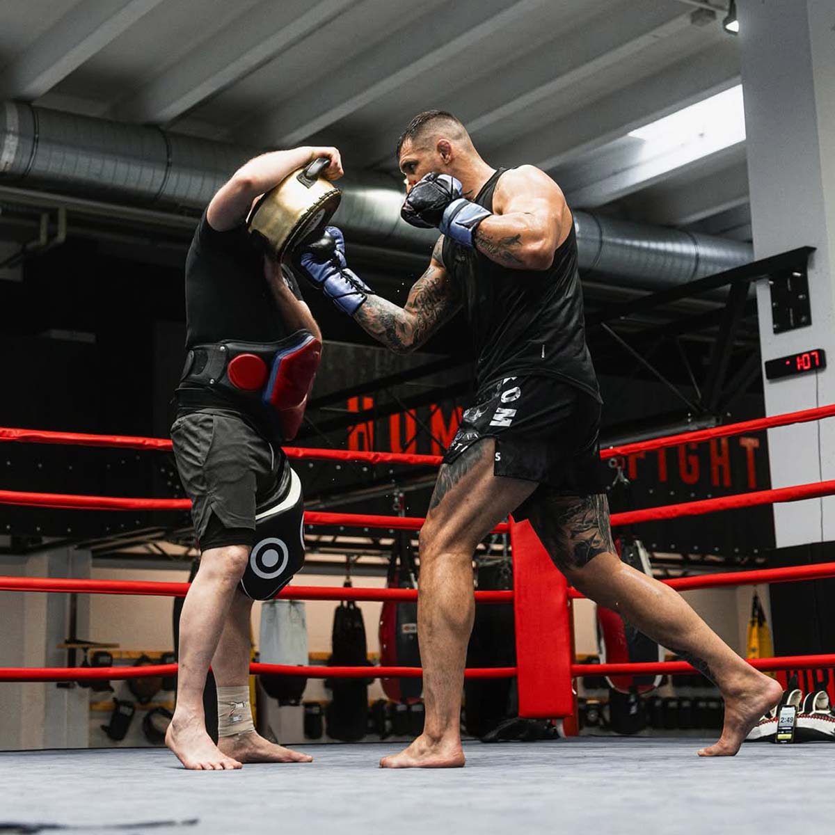 Phantom Athletics Muay Thai shorts Dobermann - Sort