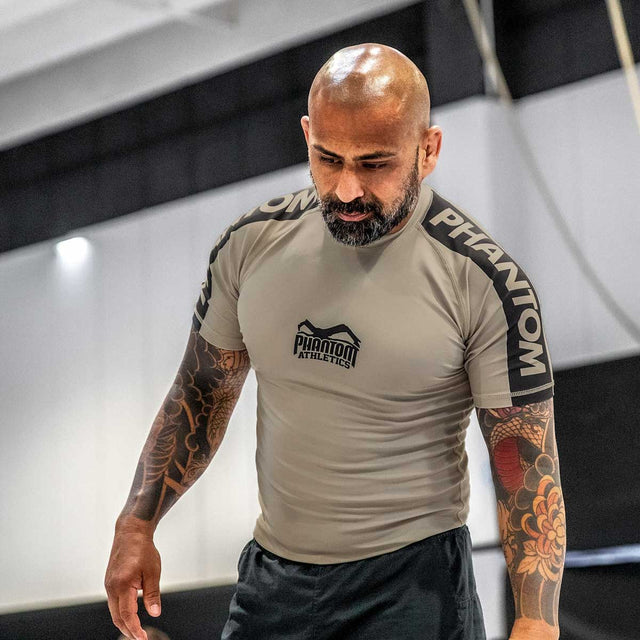 Phantom Athletics Rashguard EVO Apex Korte Mouwen - Zand