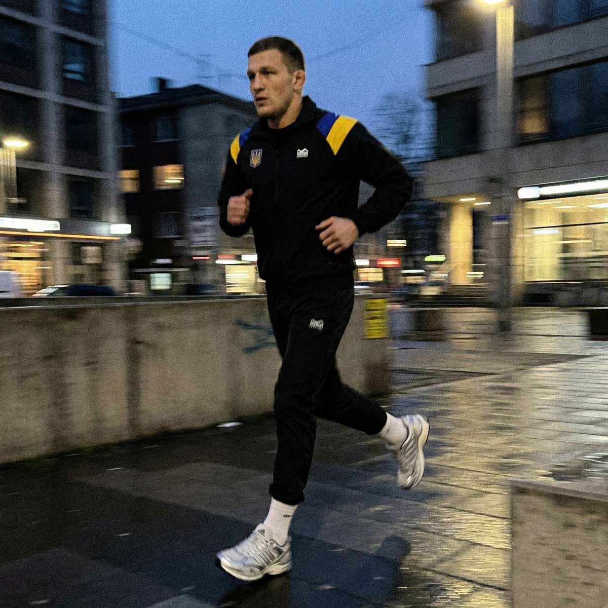 Phantom Athletics Trainingsjas DMC Team Ukraine - Zwart