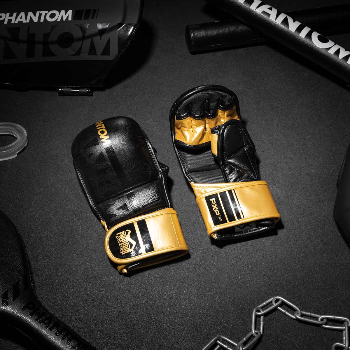 Phantom Athletics MMA Handschoenen APEX - Zwart/Goud